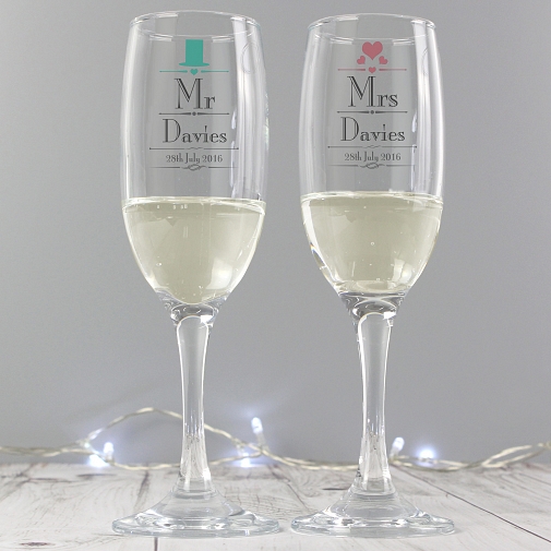 Personalised Decorative Wedding Mr & Mrs Pair of Flutes with Gift Box